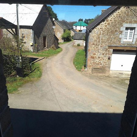 Au Lutin Pomme - Maison De Vacances Bretagne Melle  Bagian luar foto